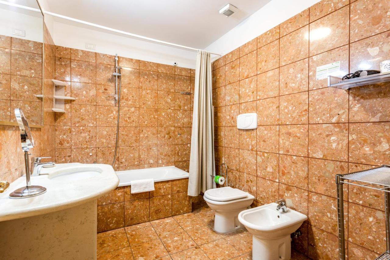 Molino Stucky Residence Suites Venedig Exteriör bild