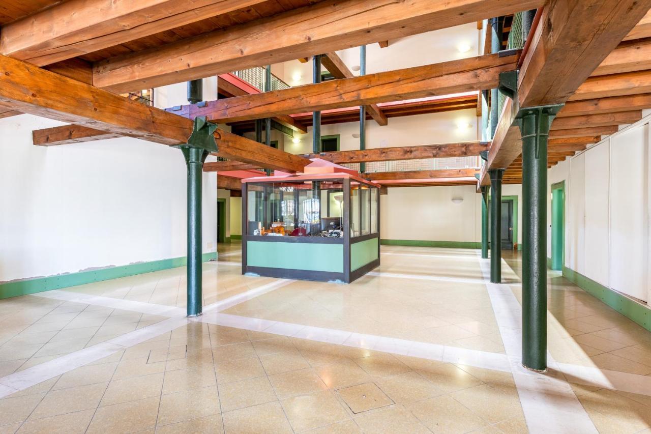 Molino Stucky Residence Suites Venedig Exteriör bild
